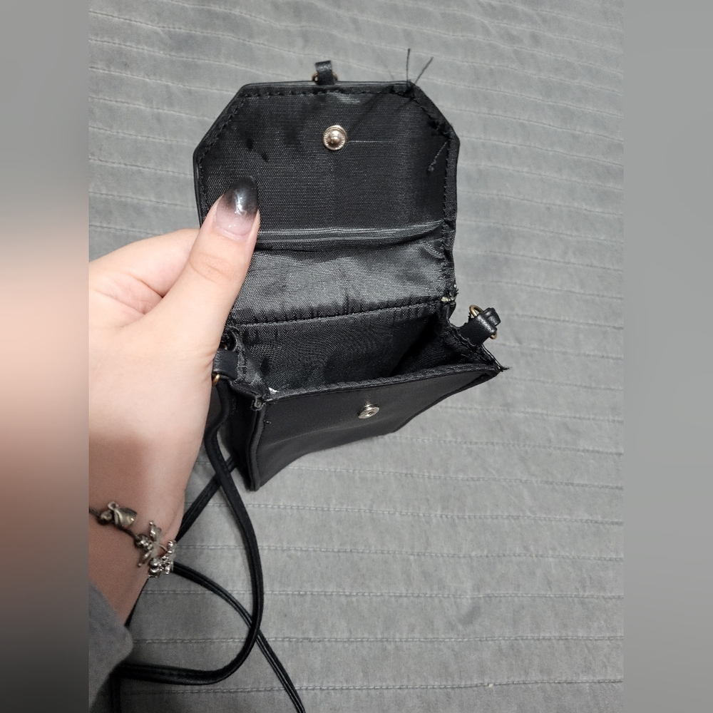 Black phone holder purse with tassel